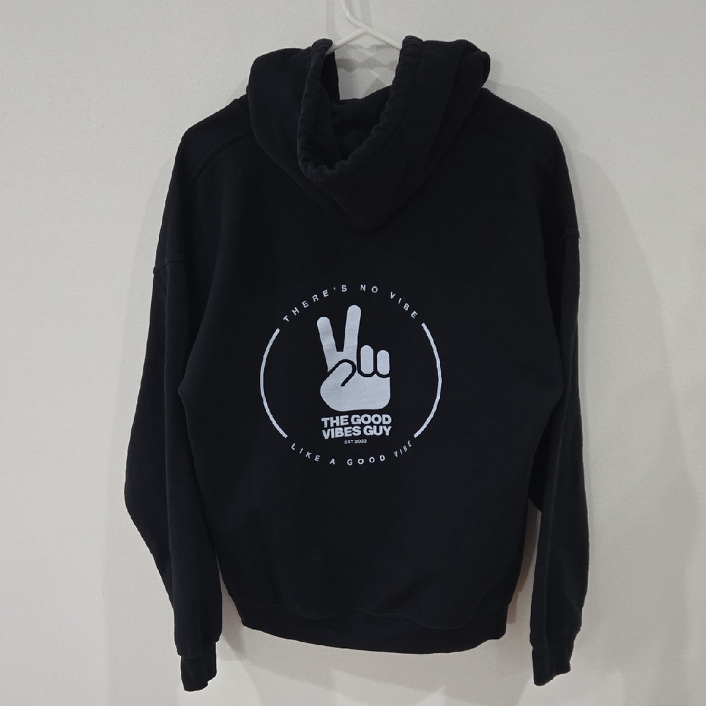 Gildan Sz Large Black Hoodie with Red 'Good Vibes' Design - Picture 4 of 8